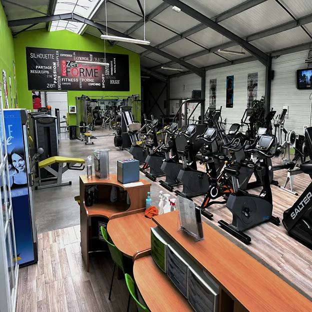 Accueil et plateau cardio de la salle Espace Zen & Forme à Méreau